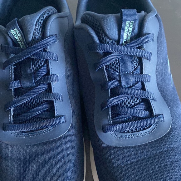 Skechers GoWalk Joy Estatic Sneaker - Picture 9 of 11